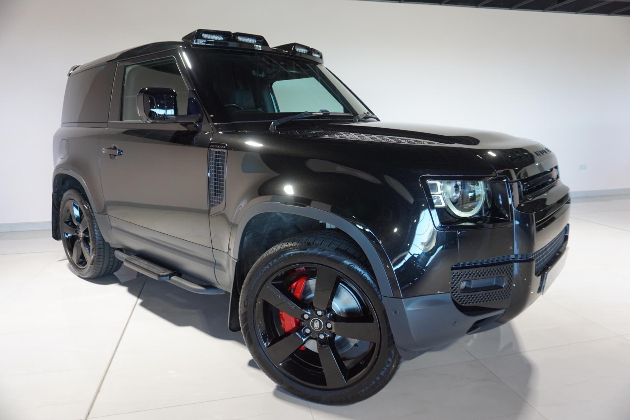 Land Rover Defender 90 3.0 D250 MHEV SE Hard Top SUV 3dr Diesel Auto 4WD SWB Euro 6 (s/s) (250 ps)